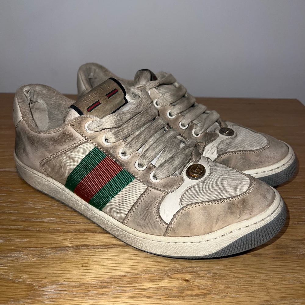 Gucci Women’s Tan Screener Sneakers with Green and Red Accents